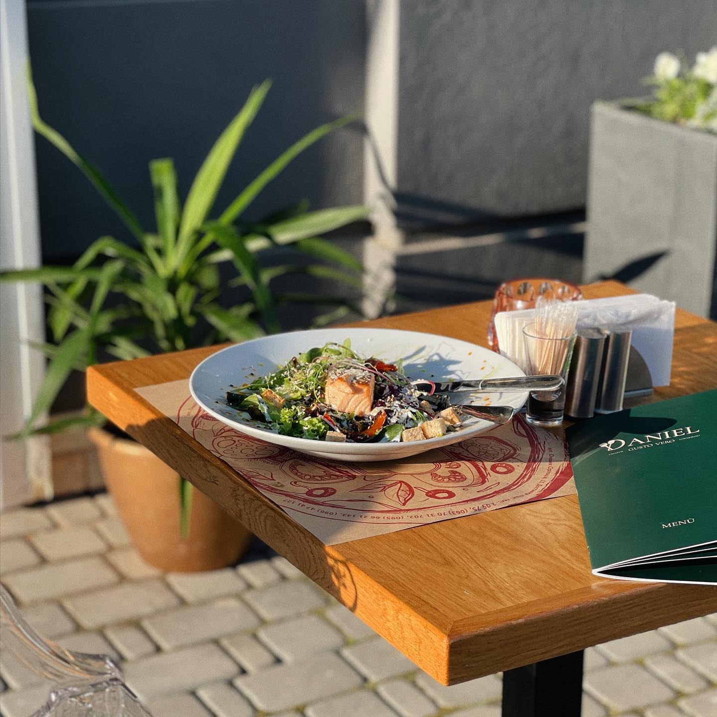 Daniel gallery photo 29