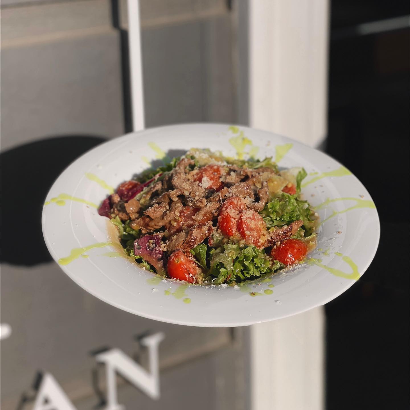 Daniel gallery photo 9